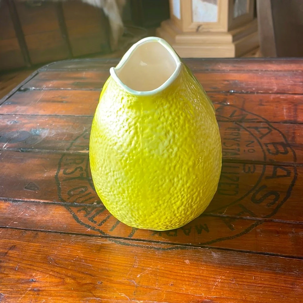 Majolica Style Lemon Pitcher‎